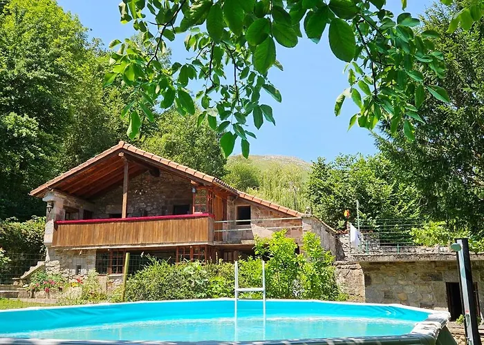 Finca la Vegacha casa tradicional pasiega